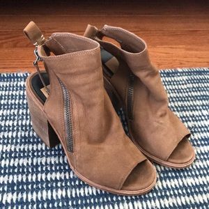 Dolce Vita heel bootie sandal